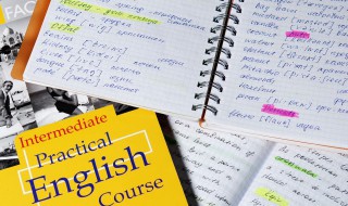 餐叉用英语怎么说（我想要四把餐叉用英语怎么说）