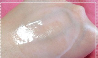 卸妆油的正确用法（卸妆油天天用的危害）