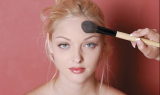 散粉有什么用（散粉有什么用,不是更干吗）