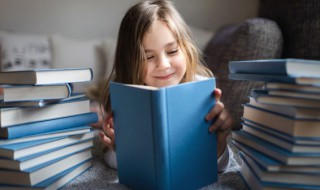 手抄报内容读书文字70字（读书手抄报的文字资料30字）