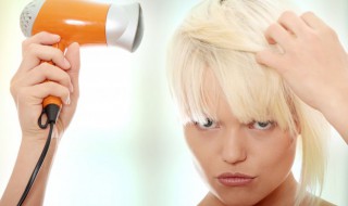 湿发睡觉的危害（湿发睡觉对头发有哪些危害）