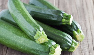 西葫芦放软了能吃吗 西葫芦放软了能吃吗图片