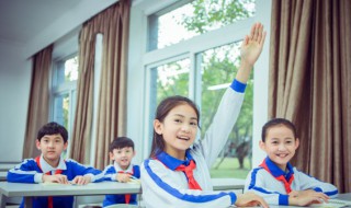 整洁的近义词（飞速的近义词）