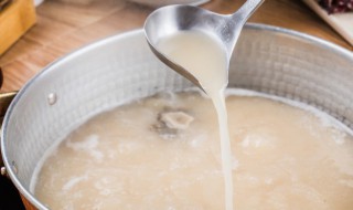 喝了变质的鸡汤怎样办 喝了变质的鸡汤怎样办呢