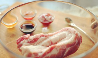 辣白菜炒五花肉的家常做法（辣白菜炒五花肉的家常做法大全）