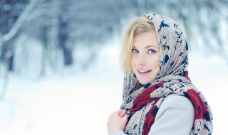 围脖怎么戴 三角形围脖怎么戴