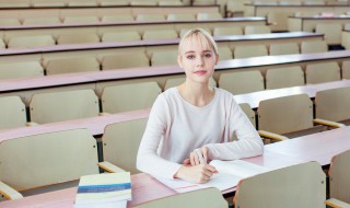 积善成德而神明自得圣心备焉怎么翻译 怎么理解积善成德而神明自得圣心备焉