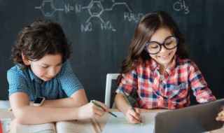 蜀道难难于上青天这一句怎么翻译 蜀道难难于上青天是啥意思