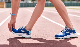 田径运动会加油稿20字（田径运动会加油稿20字简短）