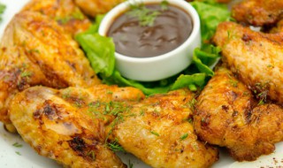 如何制作炸鸡翅（如何制作炸鸡翅和鸡腿）
