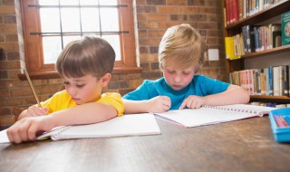 什么的校园（什么的校园传来什么的读书声）