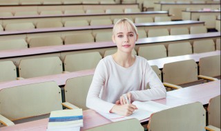 不容置疑造句子（不容置疑造句子四年级）