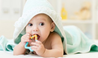 宝宝湿疹妈妈可以喝米酒吗（宝宝湿疹妈妈可以喝米酒吗会传染吗）