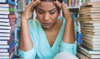 称的读音(称的读音怎么区分)