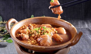 黄豆炖猪脚要泡吗 黄豆炖猪脚黄豆要泡多久用开水还是冷水
