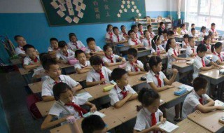 岁月的句子经典语录（人生岁月经典一句话）