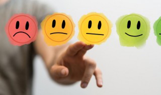 努力正能量的经典语句（努力正能量的经典语句心情短语）