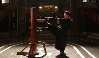 李小龙的师傅是谁（李小龙的师傅是谁图片）