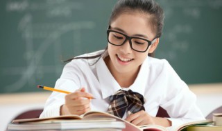 杜甫春望的望有什么含义 杜甫春望中的望是什么意思