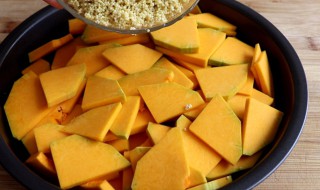 怎么做南瓜凉粉（凉粉南瓜果冻怎么做）