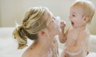 冬天洗澡会加重湿气吗 冬天洗澡会加重湿气吗女生