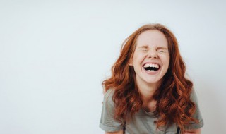 什么着嘴笑（什么着嘴巴）