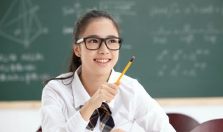 五彩缤纷的近义词 五彩斑斓的近义词