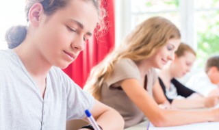 大学招生中的一本和二本是什么意思 大学里一本二本都招生,是一样的吗