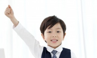 小葱拌豆腐下一句是什么（小葱拌豆腐下一句是什么?）