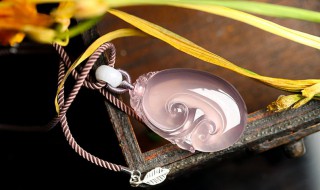 玉髓的功效与作用 玉髓的功效与作用佩戴禁忌