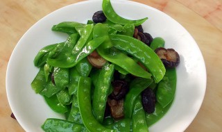 荷兰豆洋葱拌牛肉的做法（荷兰豆洋葱牛肉可以一起炒吗）