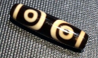 金刚三眼天珠寓意 金刚三眼天珠和三眼的区别