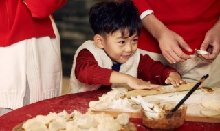 包饺子的过程怎么写 包饺子的过程怎么写100字