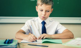 翅膀的翅怎么组词（翅膀的翅怎么组词啊）