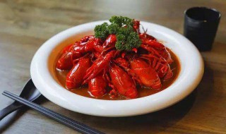 小龙虾怎么吃好啊(小龙虾怎么吃才好吃)