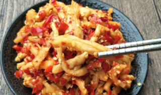 辣椒酱萝卜干的做法（萝卜干做辣椒酱咋做好吃）