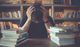 攥的意思（攥住的意思）