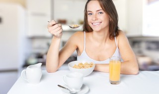 细嚼慢咽的意思 细嚼慢咽的意思解释词语