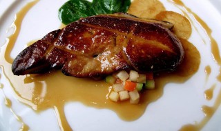 鹅肝配酱的做法和配方（鹅肝酱菜谱）