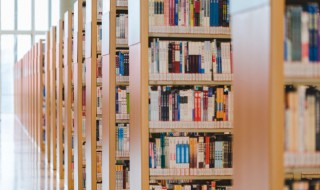 拮据怎么读(经济拮据怎么读)