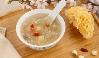 银耳是降火的还是上火的 银耳是降火的还是上火的呢