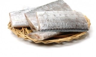 红烧带鱼怎么烧（红烧带鱼怎么烧才好吃）