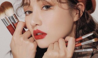 快速美白牙齿小妙招（快速美白牙齿小妙招视频）