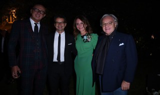 allof后面跟什么 all of 后跟什么