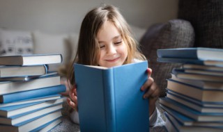 什么的荆棘（什么的荆棘的四字成语是什么）