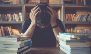 七律长征诗句是什么（七律长征诗句是什么时候写的）