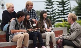 高中生怎样出国留学（高中生怎么出国读大学）