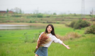 旅行发的朋友圈短句 旅行发的朋友圈短句文案