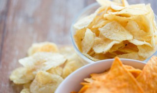 暴饮暴食的危害 晚上暴饮暴食的危害