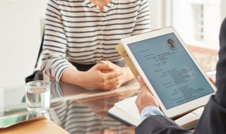 求职面试中应该注意哪些礼仪（求职面试过程中应该注意哪些礼仪）